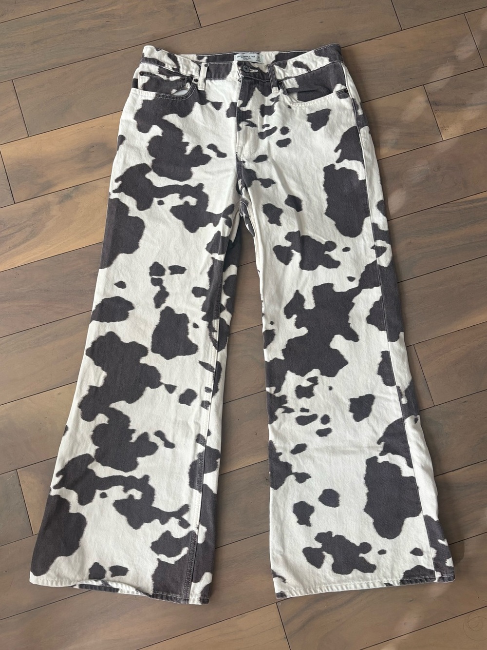 ABERCROMBIE: Cow-Print Boot Cut Pants